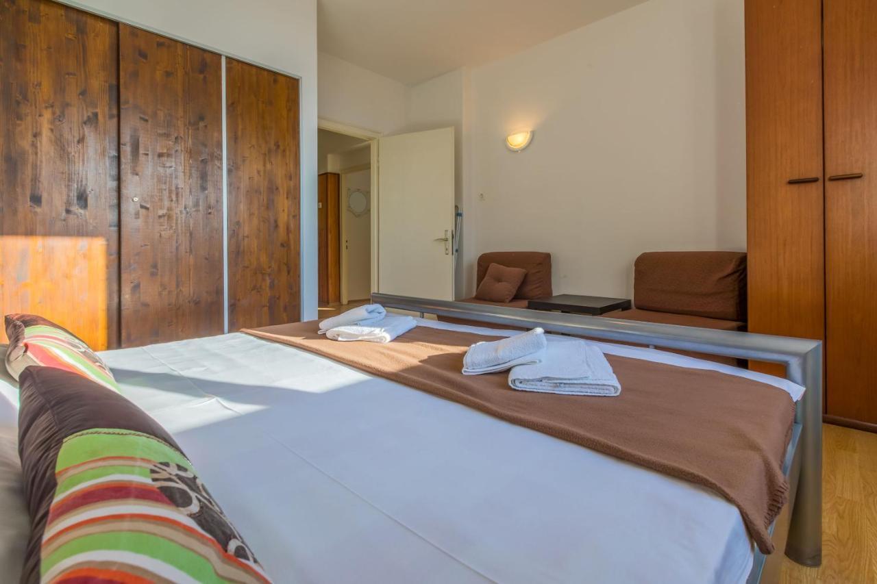 Apartment Roni Crikvenica Zewnętrze zdjęcie
